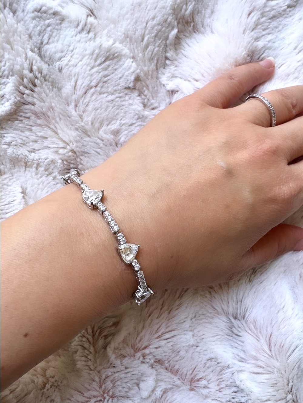 Diamond Hearts Tennis Bracelet 7” 925 Sterling Silver Seven Stones Minimalist